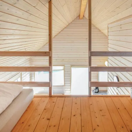 6 Holiday home *